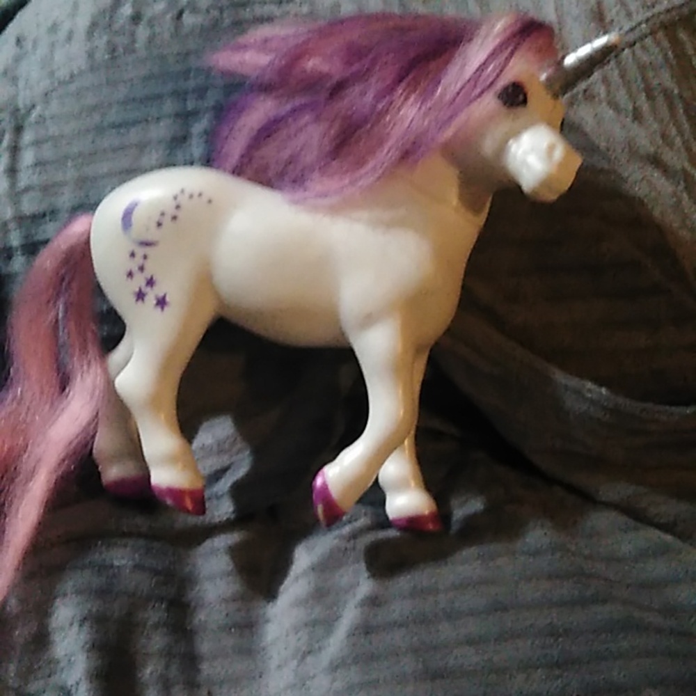 🦄Breyer 2017 Unicorn Toy 🦄